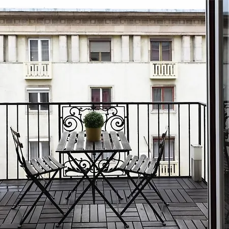 Spacious At Parliament With Free Bikes - Szemere A Parlamentnel Ingyen Bicokkal Apartment Budapest